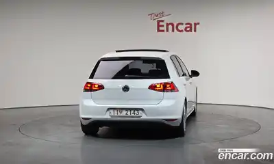Volkswagen Golf 2015 2.0 гидро в Москве № 215350, миниатюра 4