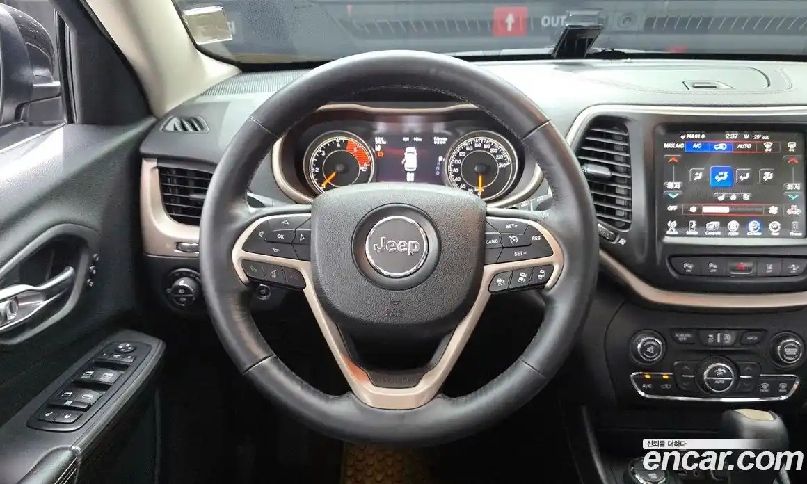 Jeep Cherokee 2016 2.2 гидро в Москве № 232730, фото 13