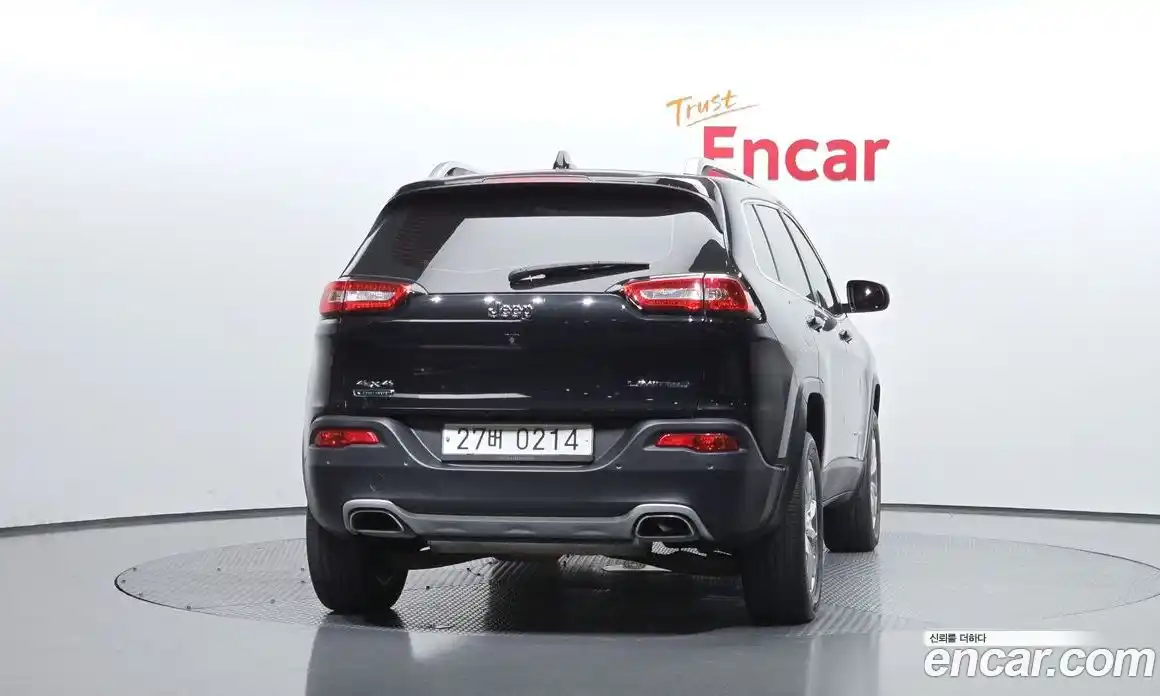 Jeep Cherokee 2016 2.2 гидро в Москве № 232730, фото 4