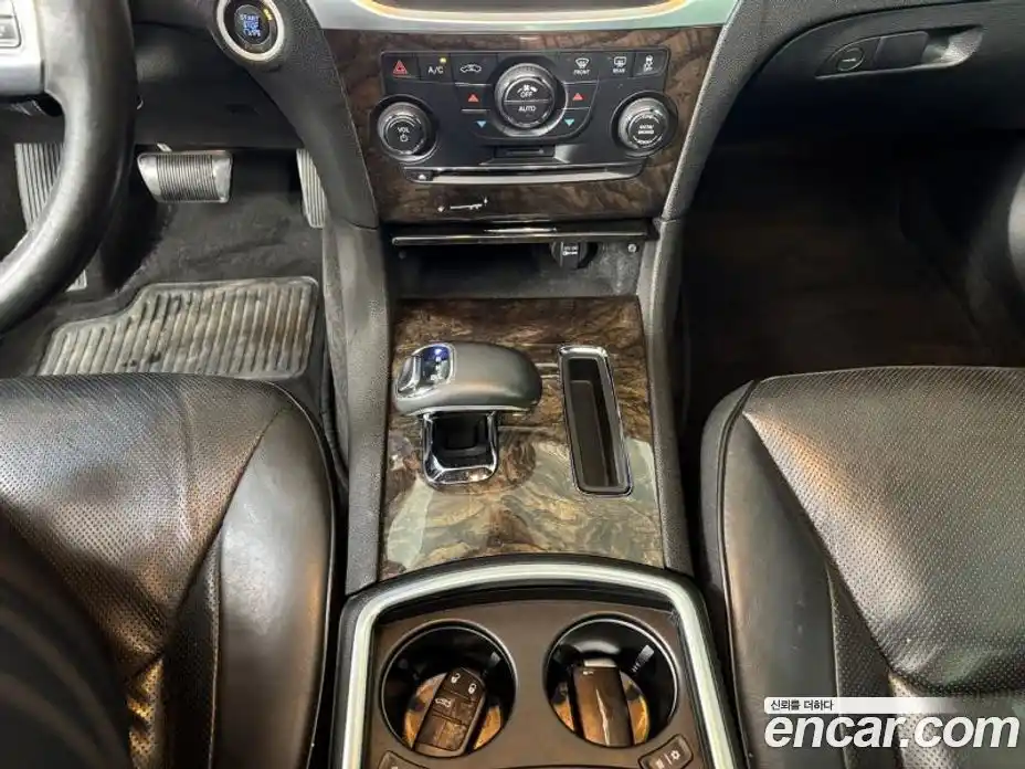 Chrysler 300C 2013 3.6 гидро в Москве № 256762, фото 15