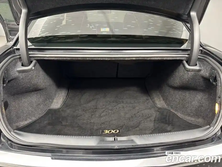 Chrysler 300C 2013 3.6 гидро в Москве № 256762, фото 18