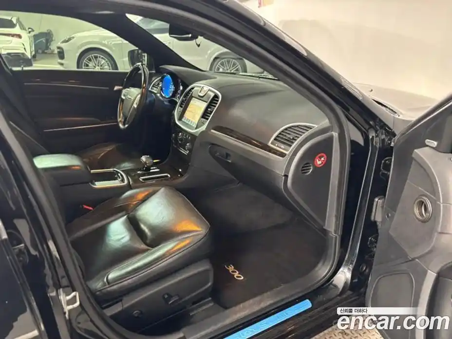 Chrysler 300C 2013 3.6 гидро в Москве № 256762, фото 7