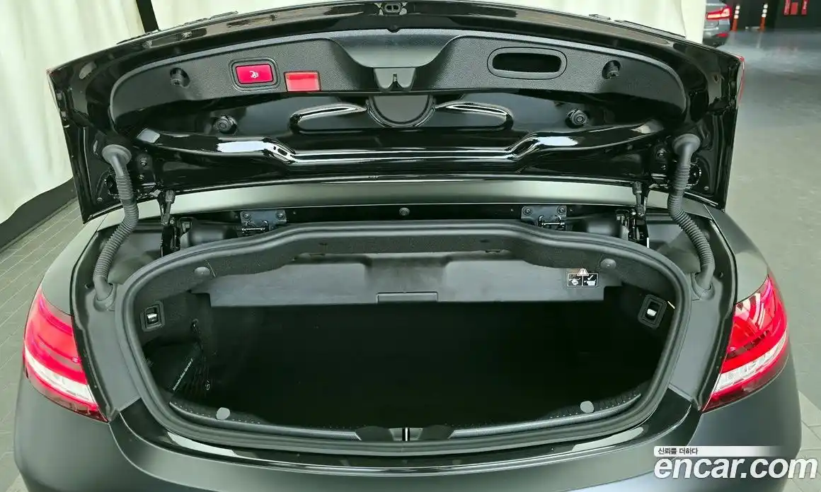 Mercedes-Benz C-Class 2021 2.0 гидро, фото 20