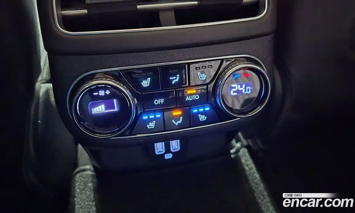 Genesis GV70 2022 2.5 гидро в Москве № 118510, фото 18