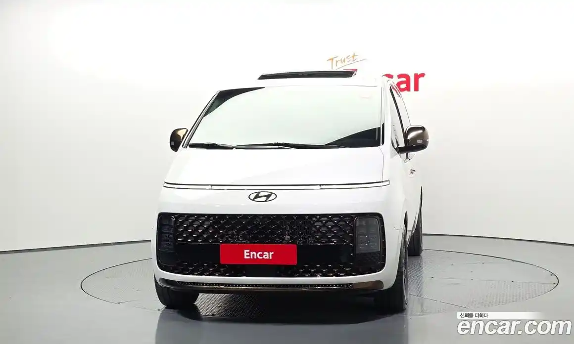 Hyundai Staria 2024 1.6 гидро в Москве № 1317573, фото 3