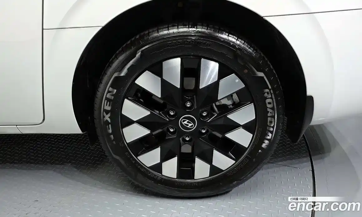 Hyundai Staria 2024 1.6 гидро в Москве № 1317573, фото 7