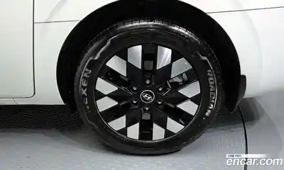 Hyundai Staria 2024 1.6 гидро в Москве № 1317573, миниатюра 7