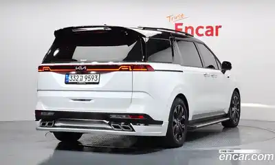Kia Canival 2023 3.5 гидро в Москве № 131869, миниатюра 2