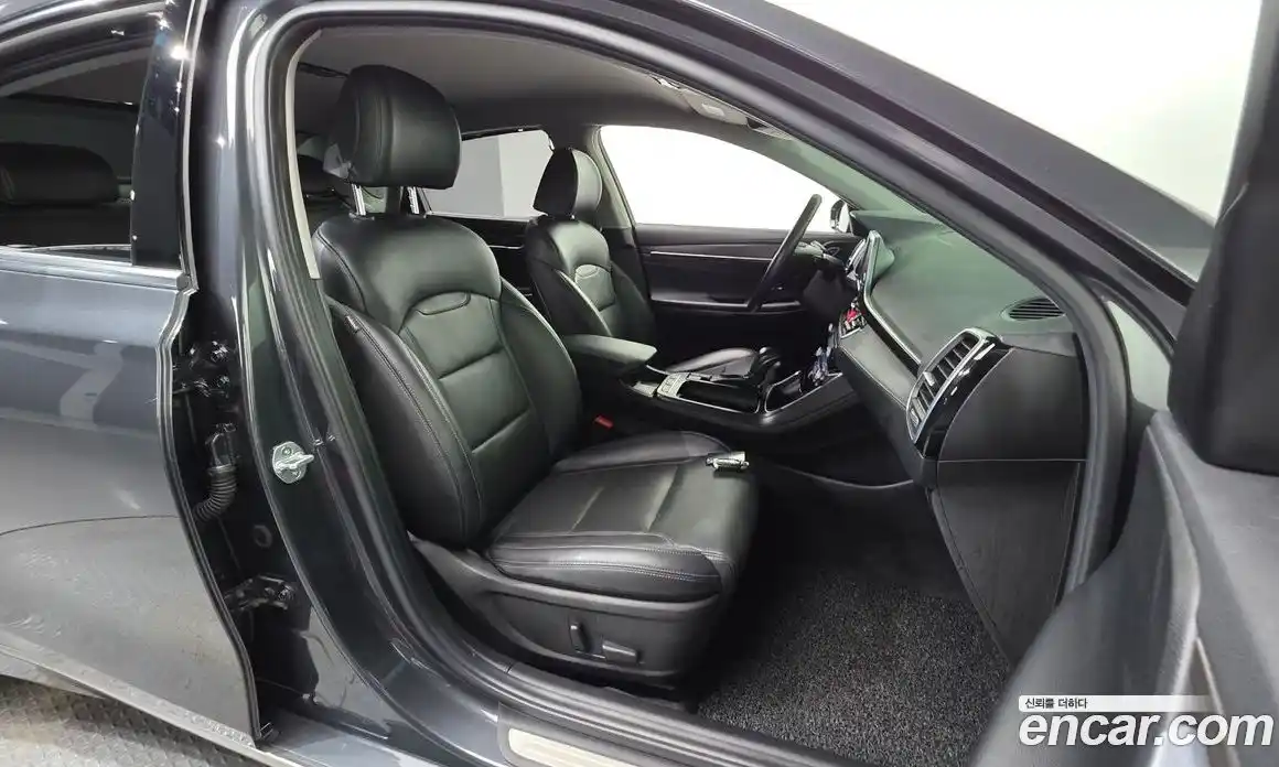 Hyundai Grandeur 2018 3.0 гидро в Москве № 1342234, фото 13