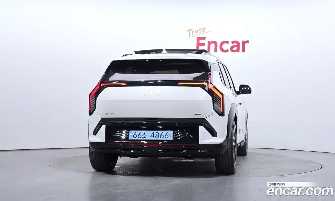 Kia EV3 2025 0.2 гидро в Москве № 1342605, фото 4