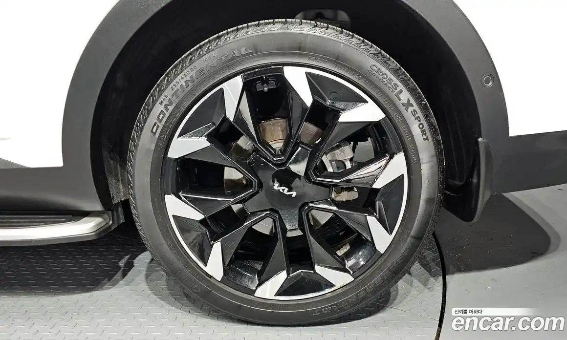 Kia Sorento 2023 2.5 гидро в Москве № 1342682, фото 7