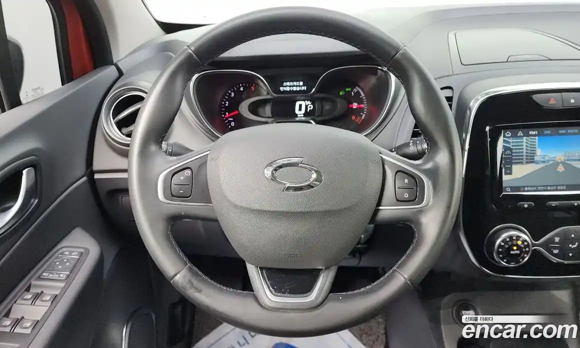 Renault QM3 2017 1.5 гидро в Москве № 137188, фото 14