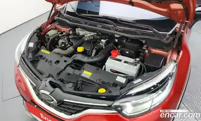 Renault QM3 2017 1.5 гидро в Москве № 137188, миниатюра 6