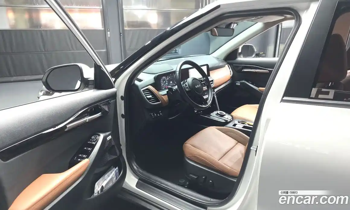 Kia Seltos 2024 1.6 гидро в Москве № 1399425, фото 13