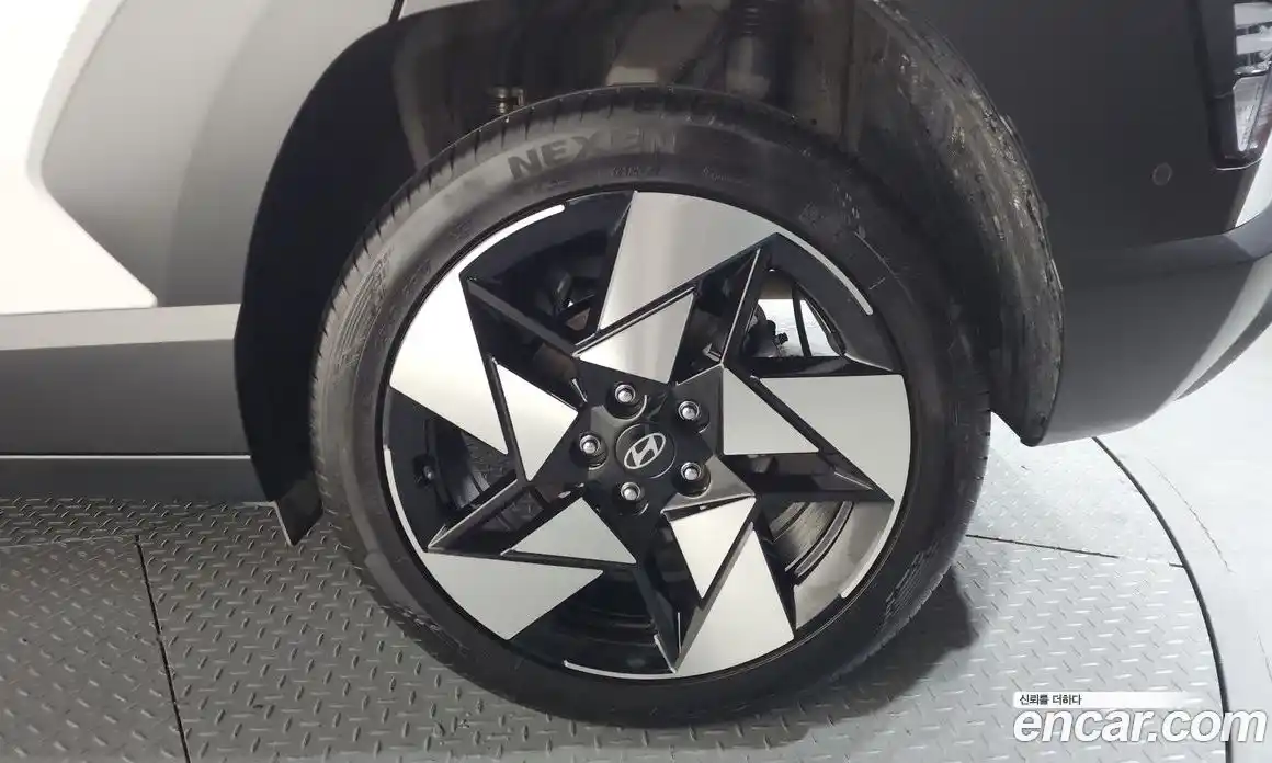 Hyundai Kona 2023 1.6 гидро в Москве № 1417333, фото 6