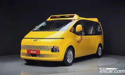 Hyundai Staria, 2022