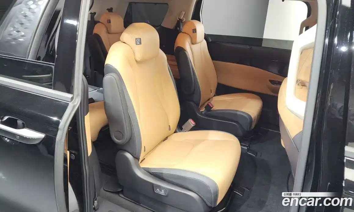 Kia Canival 2022 3.5 гидро в Москве № 1418228, фото 17