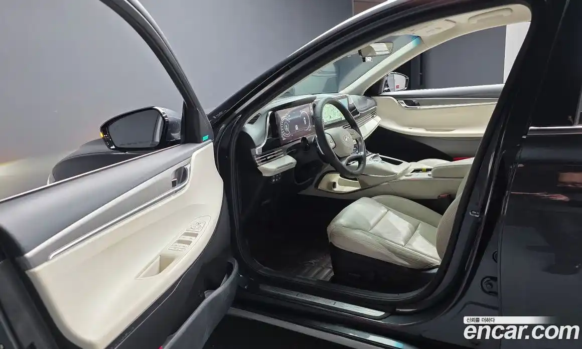 Hyundai Grandeur 2022 2.5 гидро в Москве № 1537118, фото 13