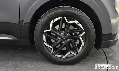 Kia Canival 2025 3.5 гидро в Москве № 1538058, миниатюра 4