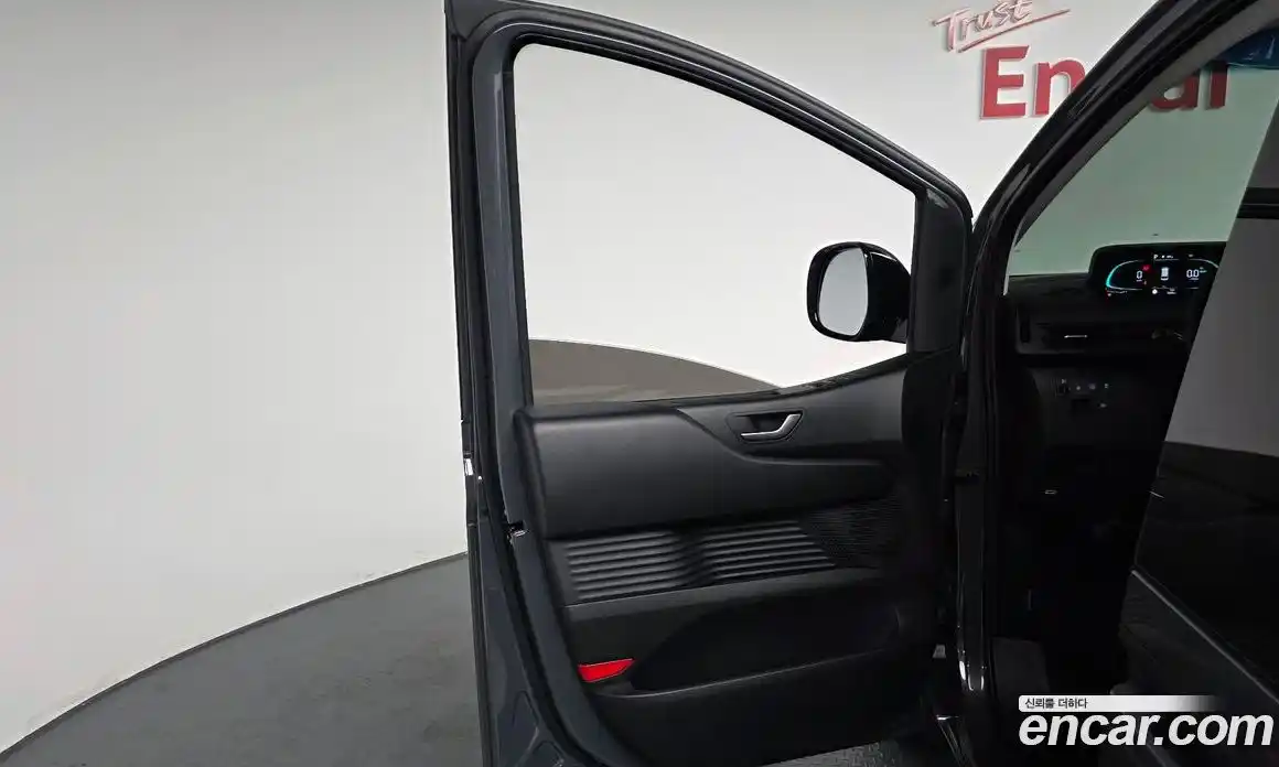 Hyundai Staria 2025 1.6 гидро в Москве № 1609987, фото 13