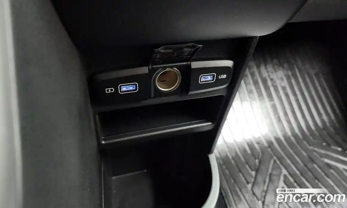 Hyundai Staria 2022 2.2 гидро в Москве № 1610151, фото 16