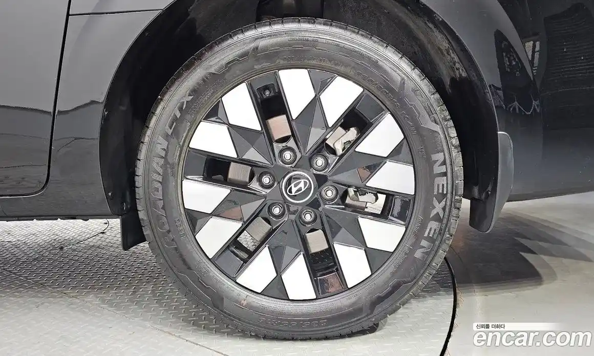 Hyundai Staria 2024 1.6 гидро в Москве № 1610152, фото 6