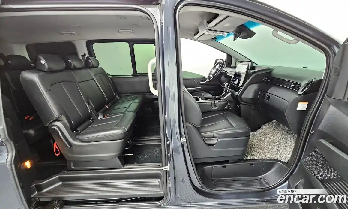 Hyundai Staria 2024 1.6 гидро в Москве, фото 16