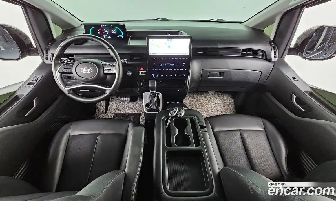 Hyundai Staria 2024 1.6 гидро в Москве, фото 10