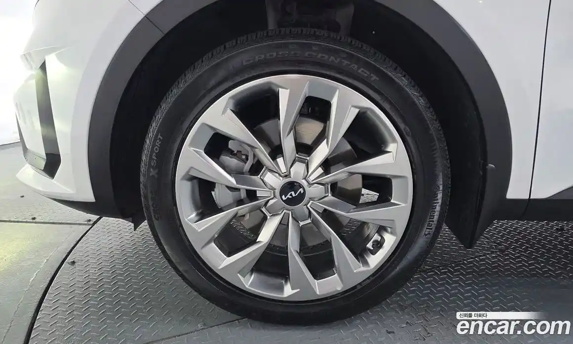 Kia Sorento 2023 2.5 гидро в Москве № 1611227, фото 4