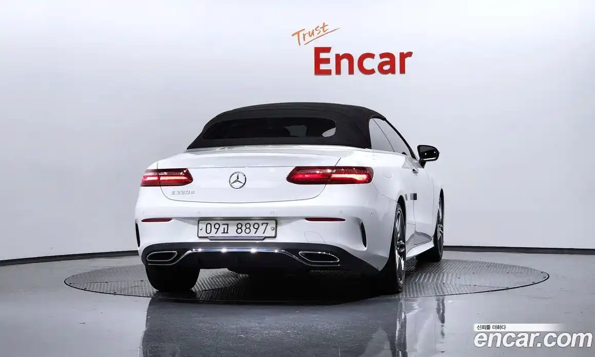 Mercedes-Benz E-Class 2018 1.9 гидро в Москве № 161175, фото 4