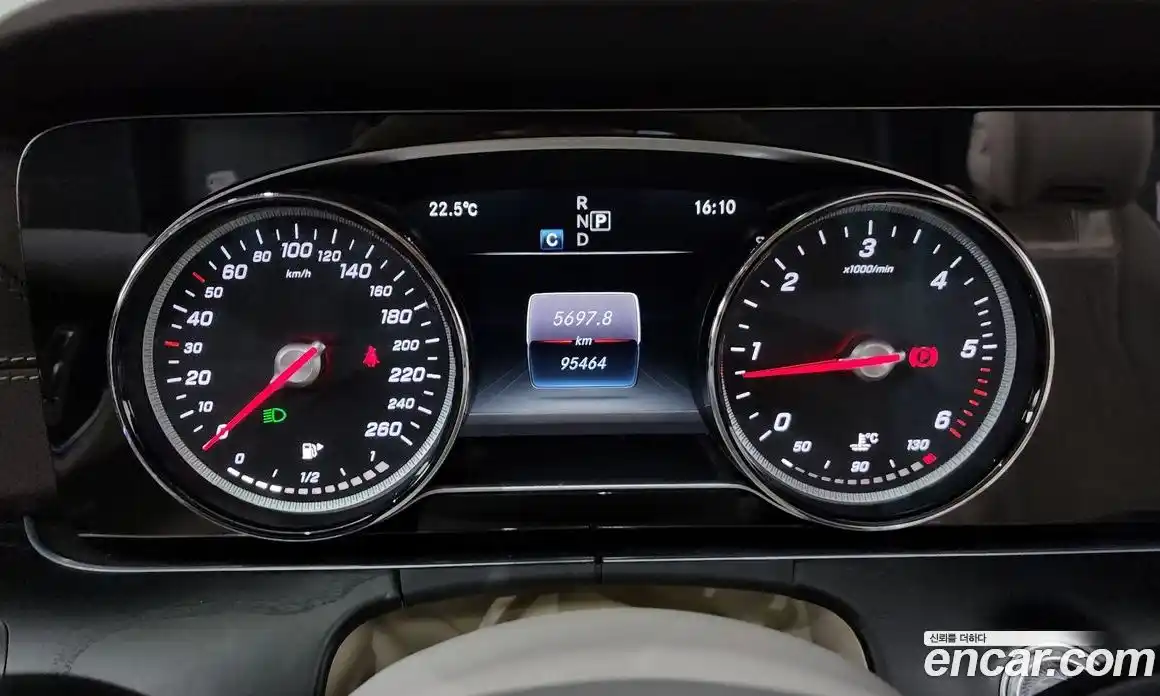 Mercedes-Benz E-Class 2018 1.9 гидро в Москве № 161175, фото 8