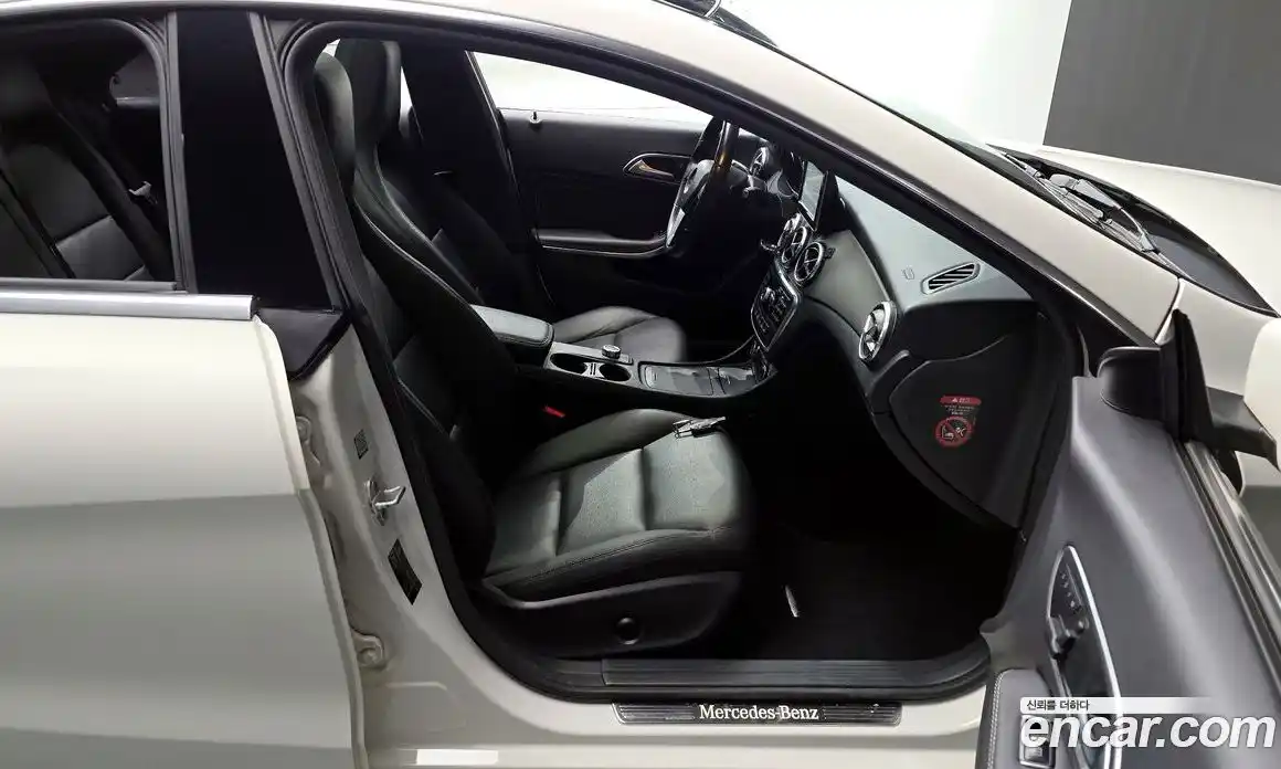 Mercedes-Benz CLA-Class 2014 1.8 гидро в Москве № 161240, фото 11