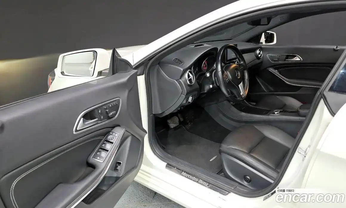 Mercedes-Benz CLA-Class 2014 1.8 гидро в Москве № 161240, фото 10