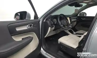 Volvo XC40 2024 2.0 гидро в Москве № 164216, миниатюра 10
