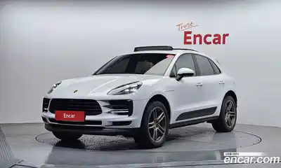 Porsche Macan, 2021