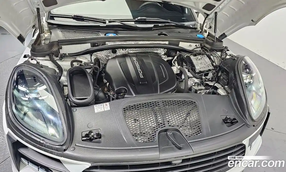 Porsche Macan 2021 2.0 гидро в Москве № 165318, фото 6
