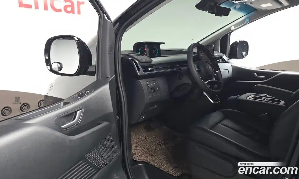 Hyundai Staria 2024 1.6 гидро в Москве № 1683834, фото 16