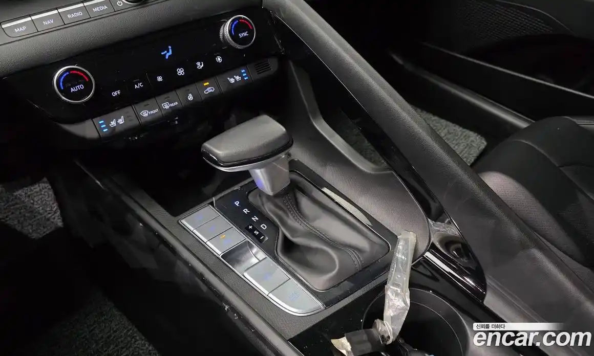Hyundai Avante 2023 1.6 гидро в Москве № 1684081, фото 12