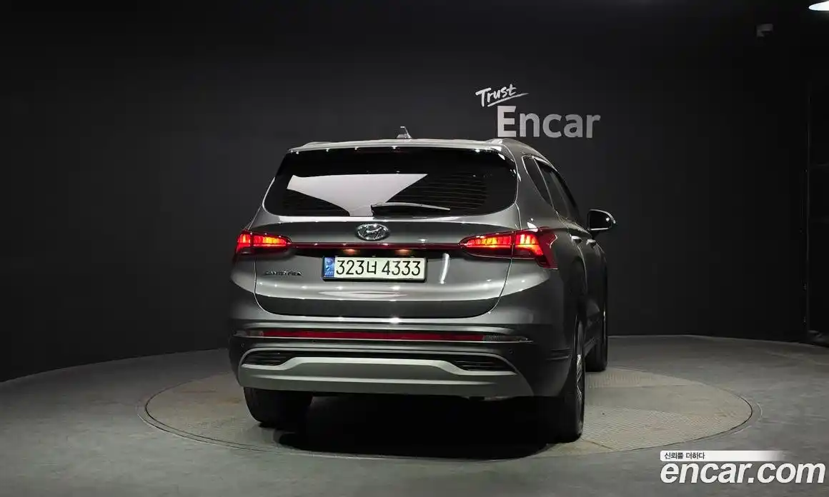 Hyundai Santa Fe 2021 2.2 гидро в Москве № 1684158, фото 4