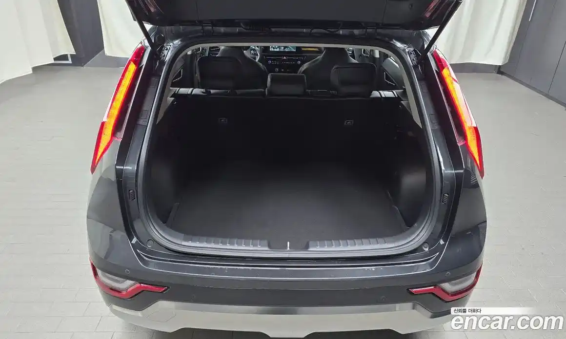 Kia Niro 2024 1.6 гидро в Москве № 1684761, фото 26
