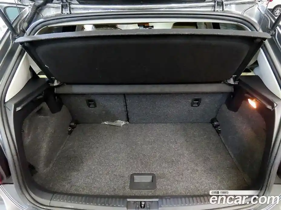 Volkswagen Polo 2014 1.6 гидро в Москве № 1693560, фото 17