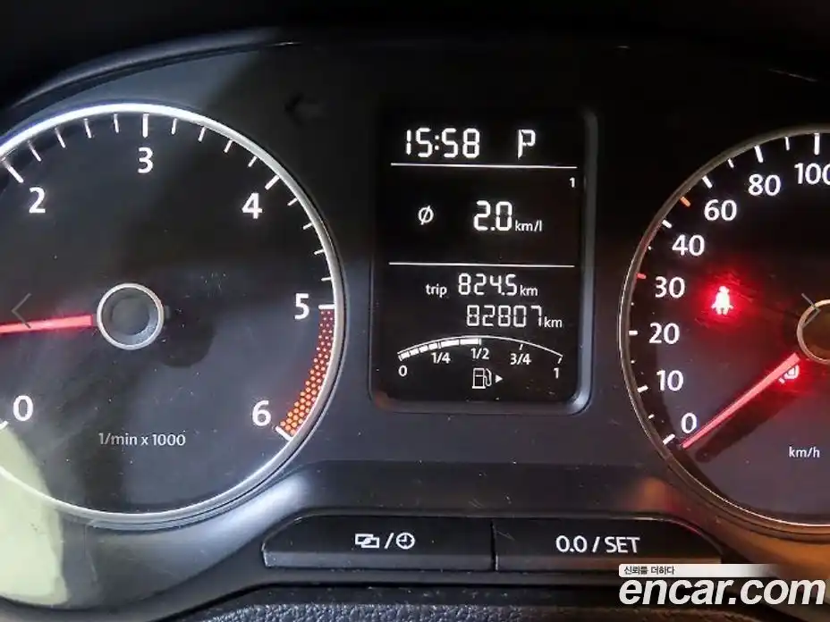 Volkswagen Polo 2014 1.6 гидро в Москве № 1693560, фото 9