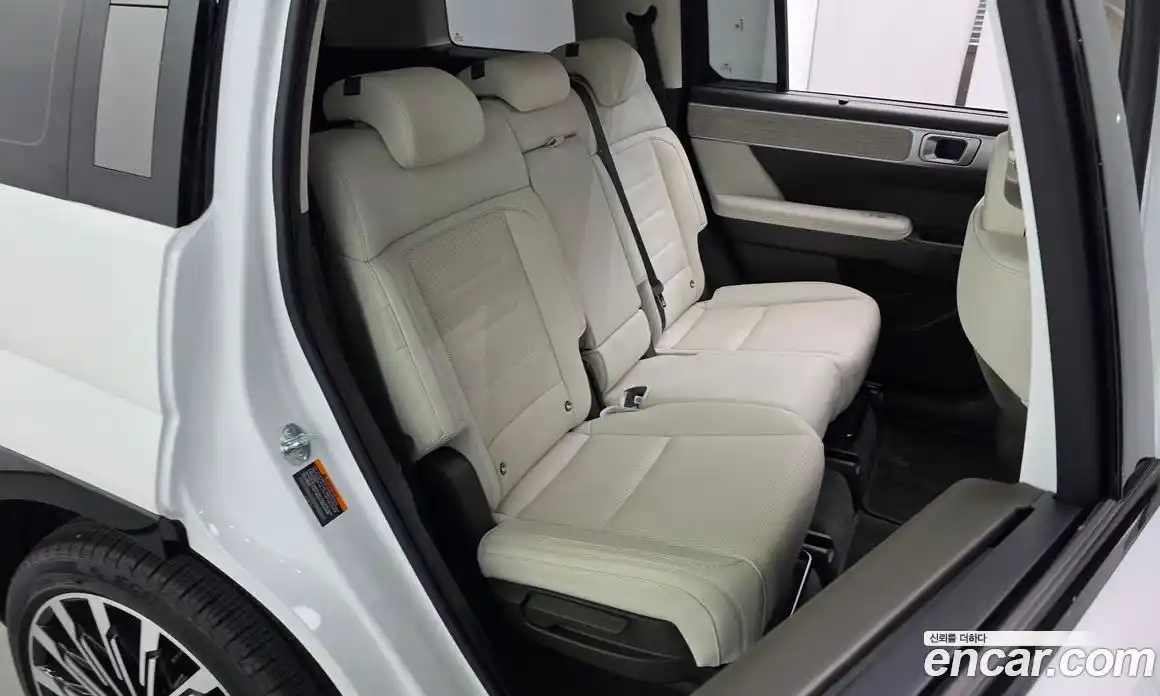Hyundai Santa Fe 2024 2.5 гидро в Москве № 1757819, фото 16