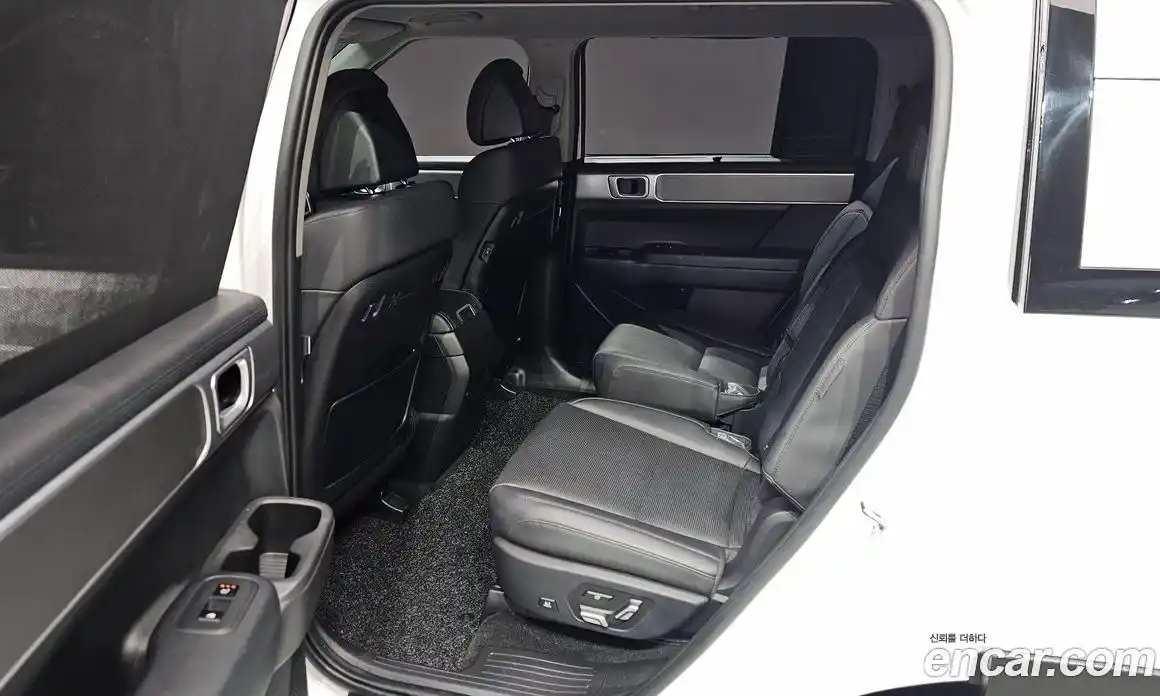 Hyundai Santa Fe 2024 2.5 гидро в Москве № 1757834, фото 23