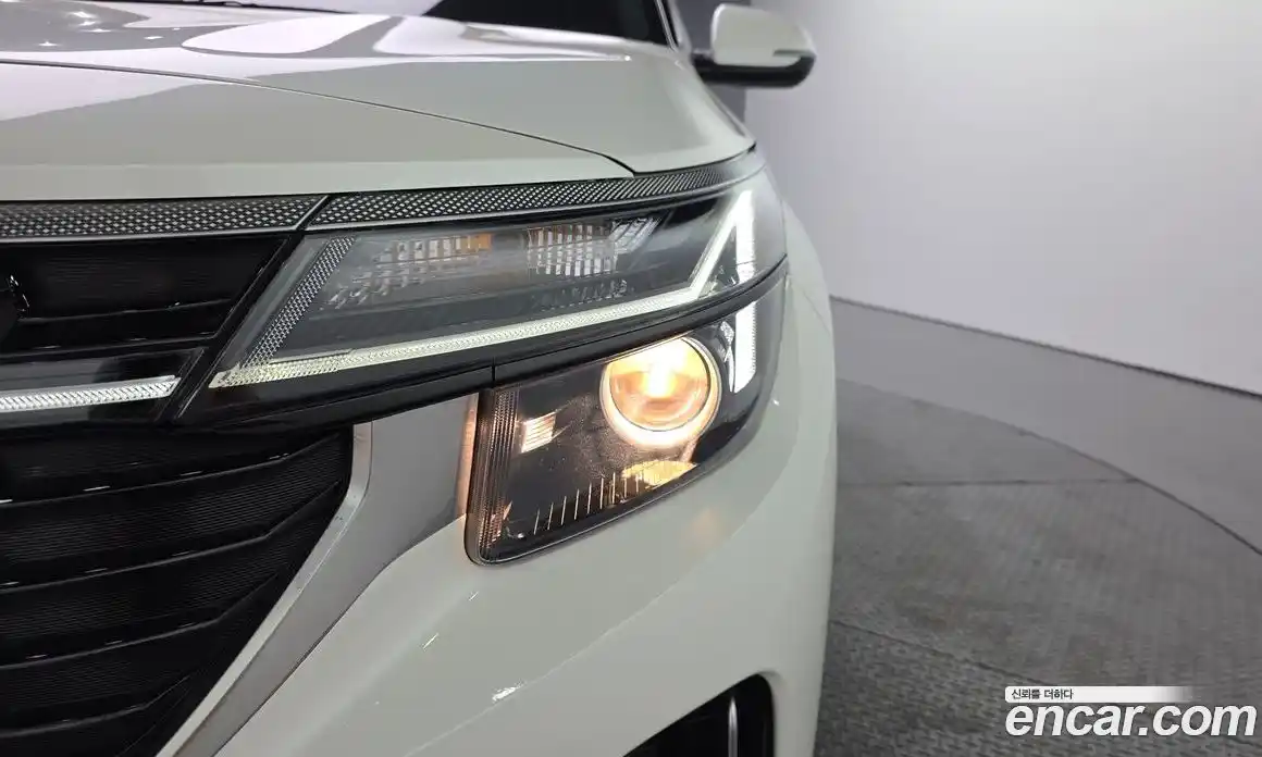 Kia Seltos 2024 2.0 гидро в Москве № 1758231, фото 8