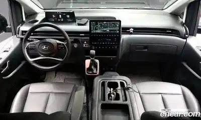 Hyundai Staria 2024 2.2 гидро в Москве № 1830309, миниатюра 10