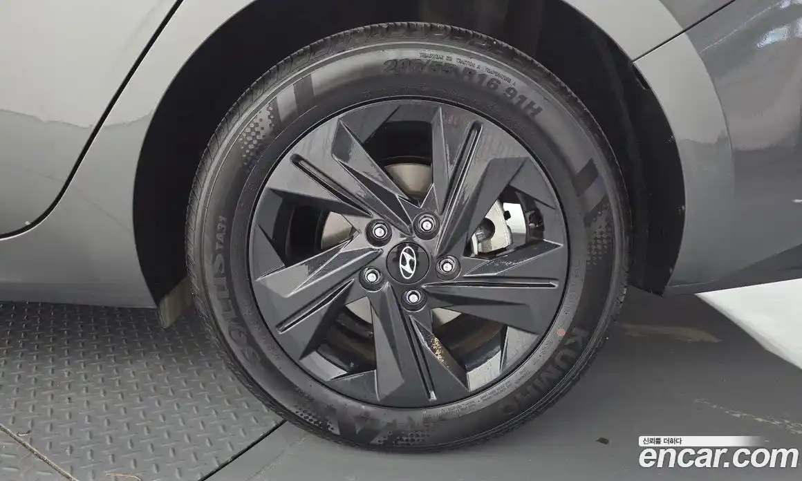 Hyundai Avante 2022 1.6 гидро в Москве № 1830448, фото 7