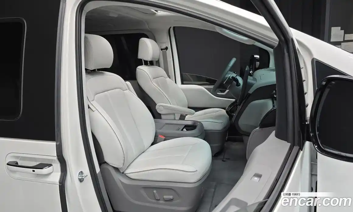 Hyundai Staria 2025 2.2 гидро в Москве № 1830489, фото 18