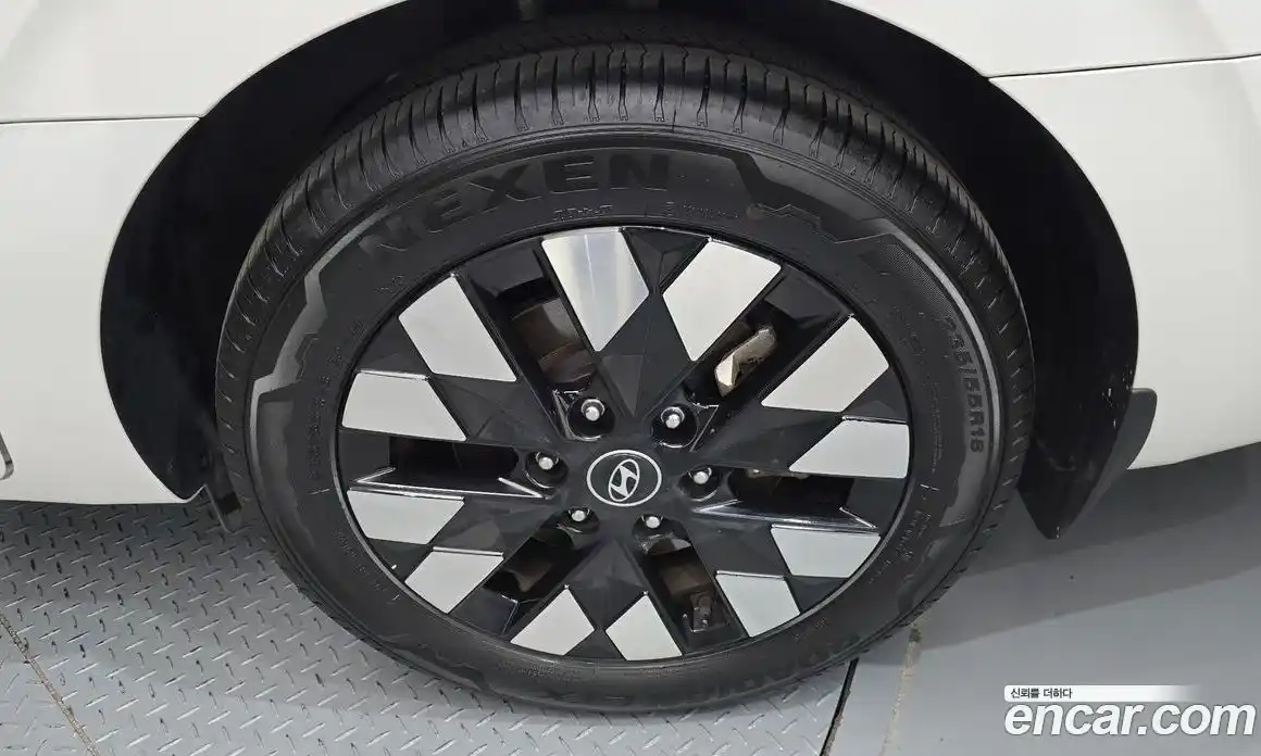 Hyundai Staria 2025 2.2 гидро в Москве № 1830489, фото 7