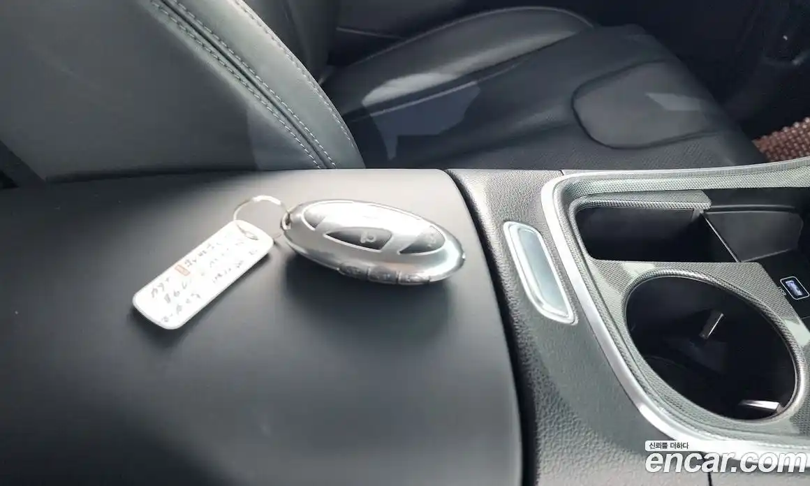 Hyundai Santa Fe 2023 2.5 гидро в Москве № 1830667, фото 21